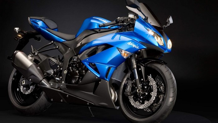 Blue Kawasaki Ninja ZX-6R motorcycle