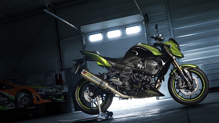 Kawasaki Z750R motorcycle in a garage