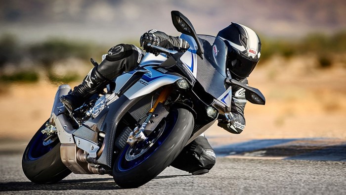 Yamaha R1M motorcycle leaning into a turn