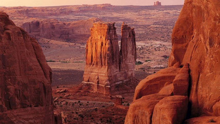 Rock formations in Arches National Park, Utah, USA