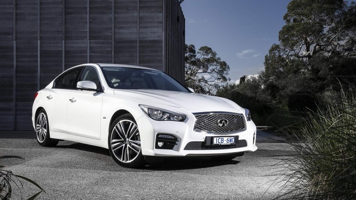 White Infiniti Q50 Sedan