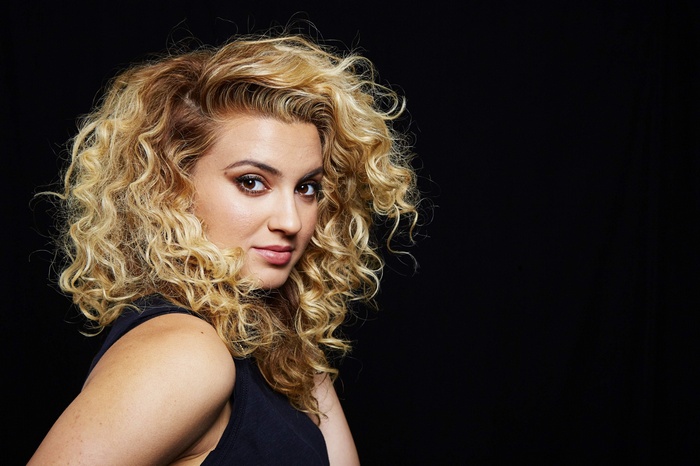 Tori Kelly 4K