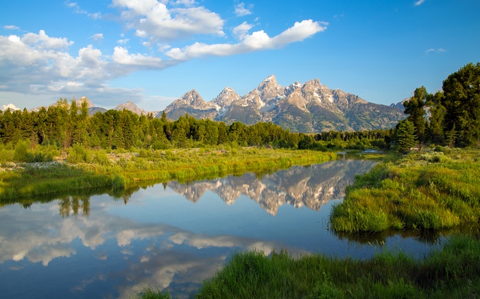4K Morning View of the Tetons Mountains