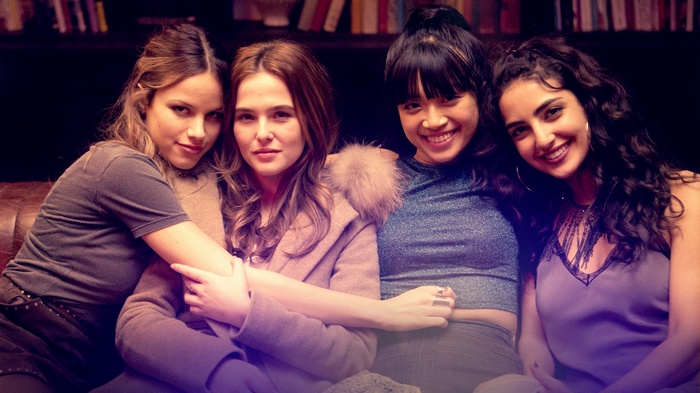 Zoey Deutch, Halston Sage, Cynthy Wu, Medalion Rahimi in Before I Fall