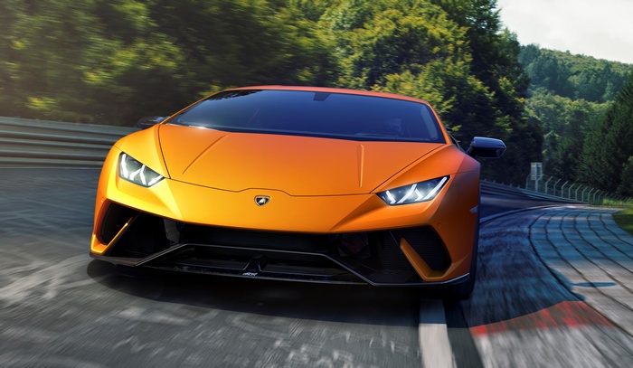 4K Lamborghini Huracan Performante on a Racetrack