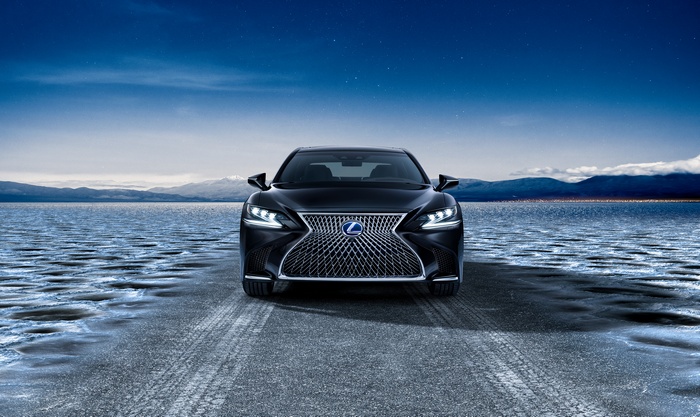 Lexus LS 500h 4K