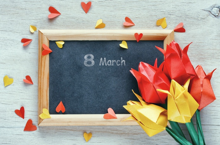 8 March Women's Day origami tulips