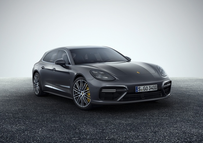 2018 Porsche Panamera Turbo Sport Turismo