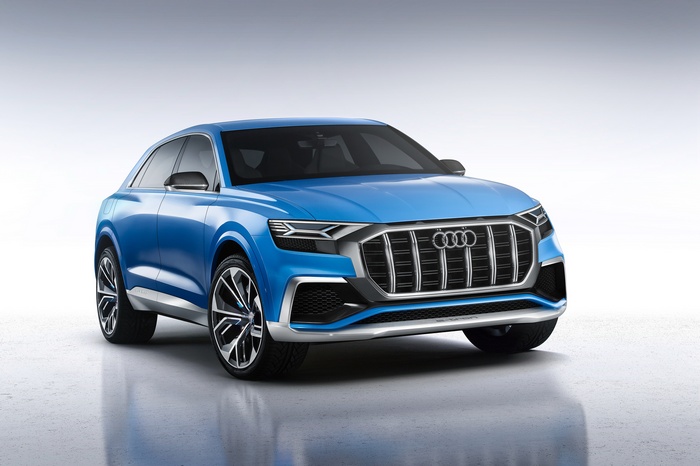 Audi Q8 4K