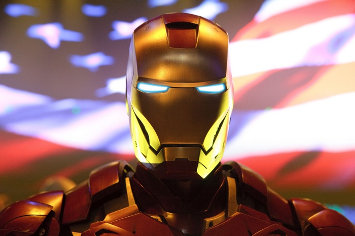4K Iron Man with USA Flag