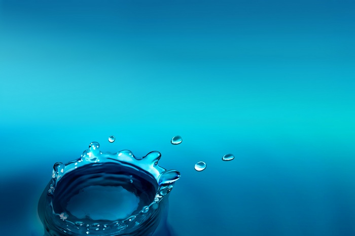 Water splash with droplets