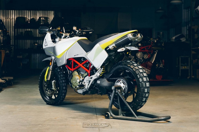 Walt Siegls Dakar Ducati Hypermotard