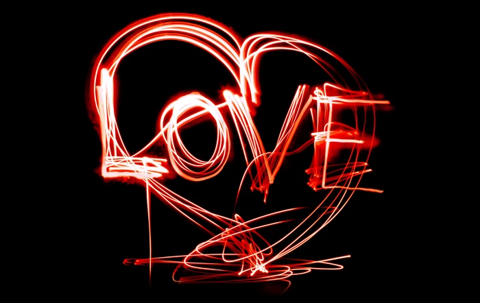 Love Heart Light Painting 4K