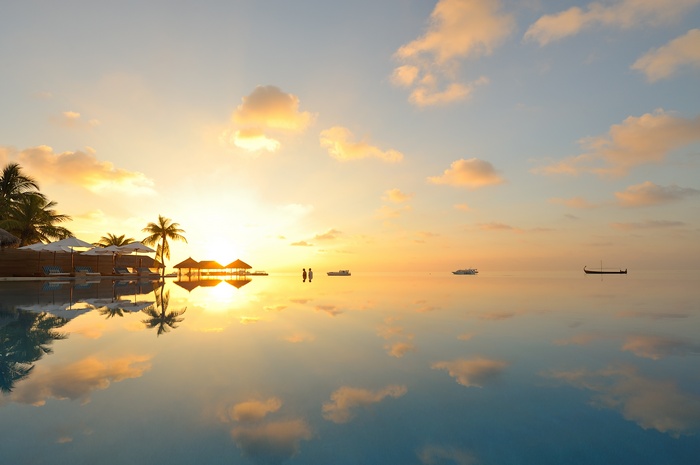 Maldives Island Resort Sunset 4K