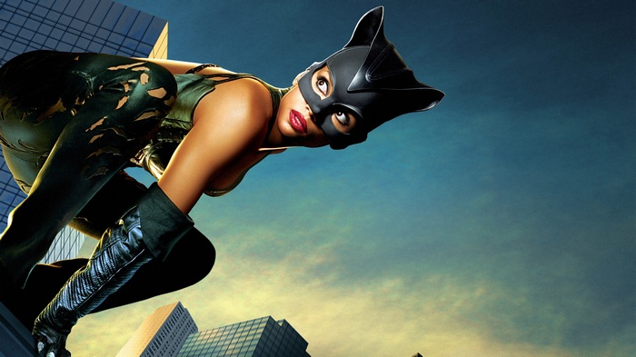 Halle Berry as Catwoman 4K