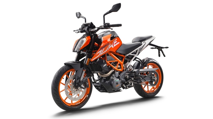 2017 KTM 390 Duke 4K
