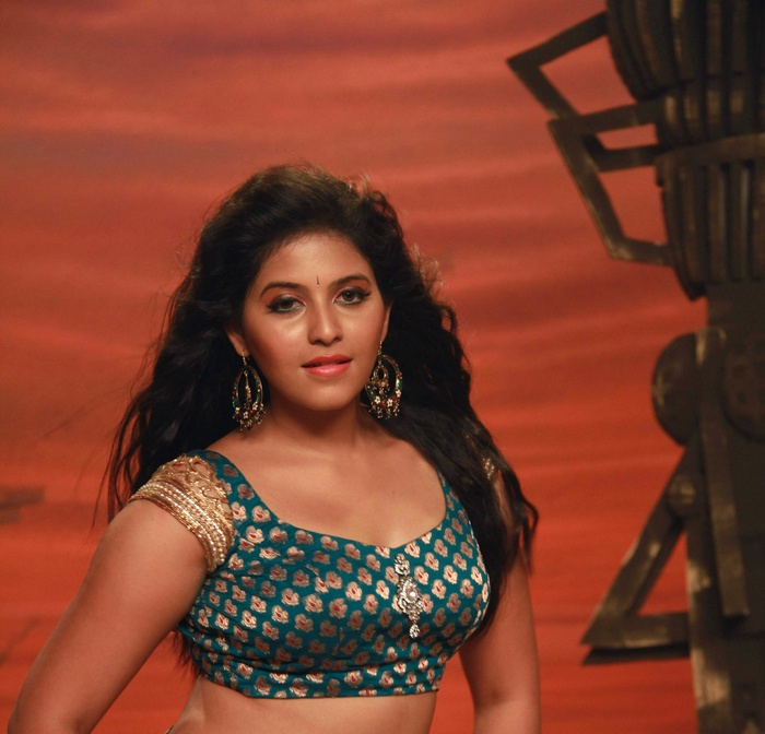 Actress Anjali in 4K