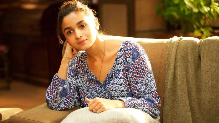 Alia Bhatt as Kaira in Dear Zindagi