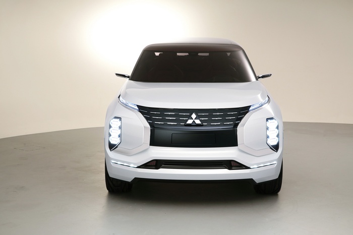 Mitsubishi GT-PHEV Concept Crossover SUV