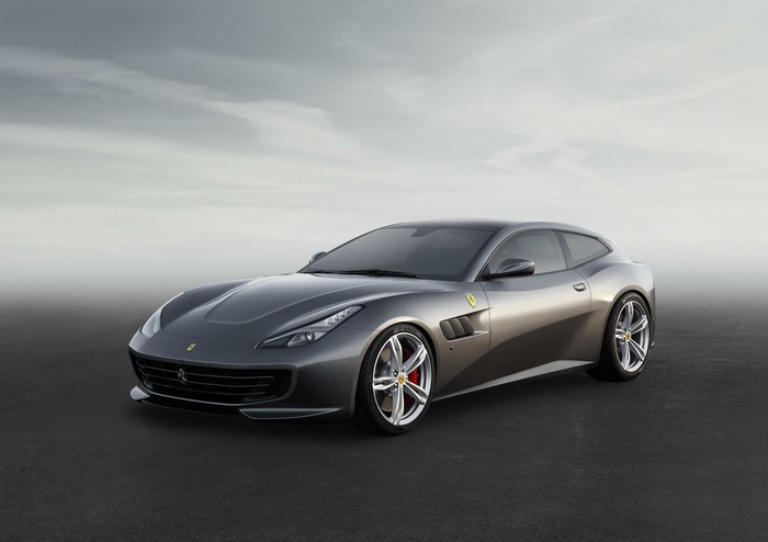 Ferrari GTC4Lusso T 4K