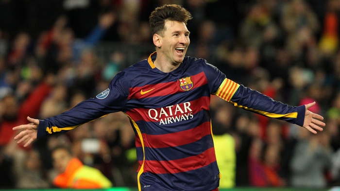 Lionel Messi playing football for Barcelona