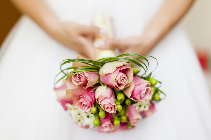 Bride Holding Pink Roses Wedding Bouquet 4K