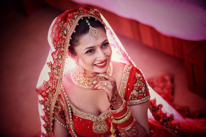 Divyanka Tripathi as Indian Bride in Traditional Red Lehenga