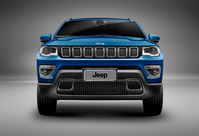 Blue Jeep Compass Longitude 4K