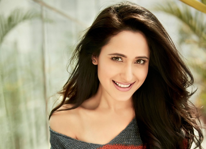 4K Indian actress Pragya Jaiswal
