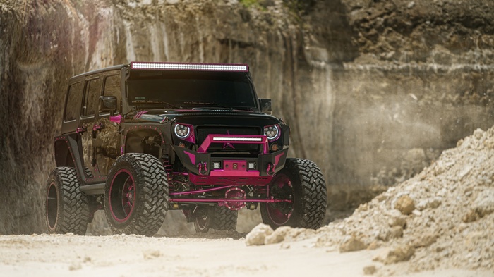 4K Black Jeep Wrangler with Pink Accents