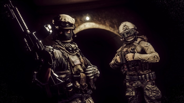 Soldiers from Battlefield 4 in a tunnel