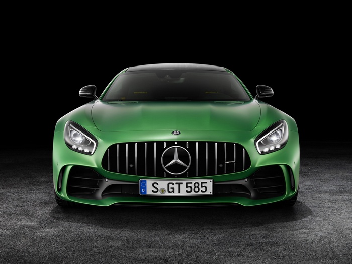 Green Mercedes-AMG GT R with license plate S GT 585