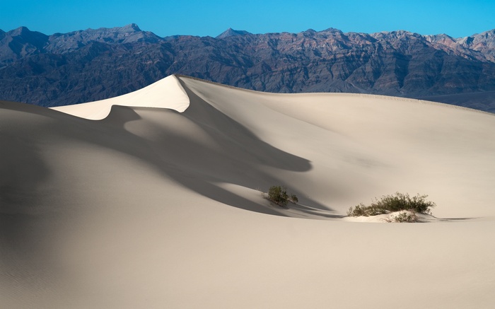 Sand Dunes in Death Valley National Park, California 4K