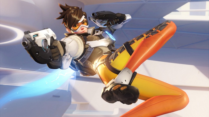 Tracer from Overwatch with Pulse Pistols