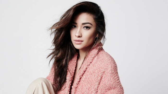 Shay Mitchell