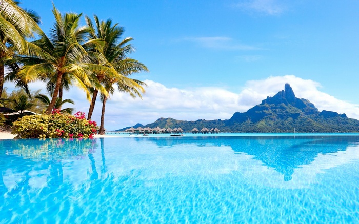 Infinity pool overlooking Bora Bora with Mount Otemanu