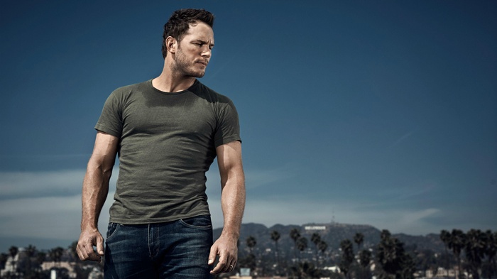 Chris Pratt in front of the Hollywood Sign