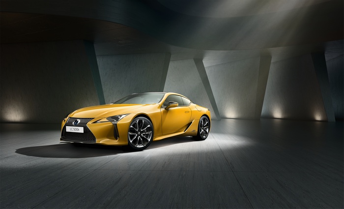 Yellow 2018 Lexus LC 500h 4K