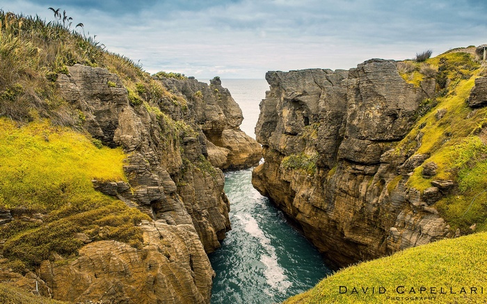 Pancake Rocks and sea stacks at Punakaiki, New Zealand