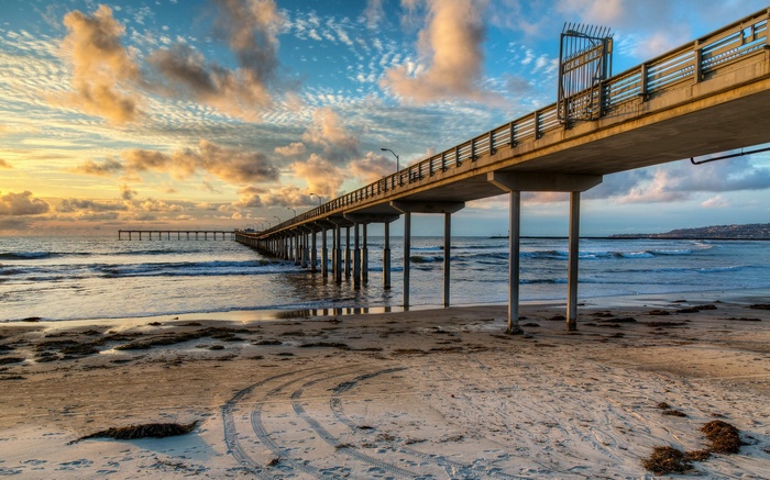 Scripps Pier at Sunset