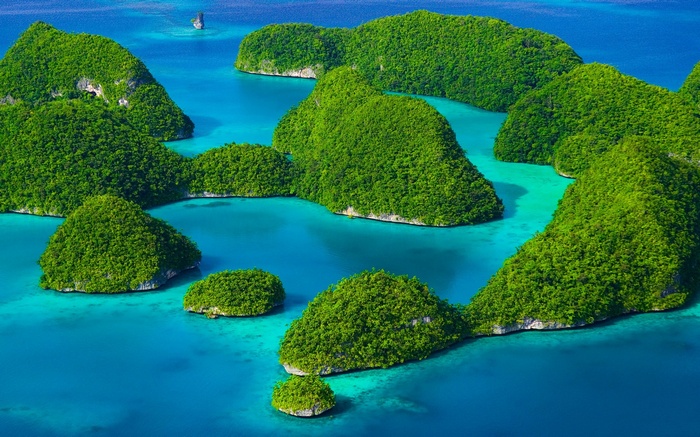 Green islands in turquoise water