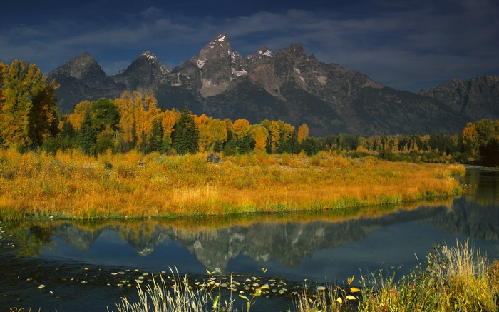 Grand Teton National Park in Autumn