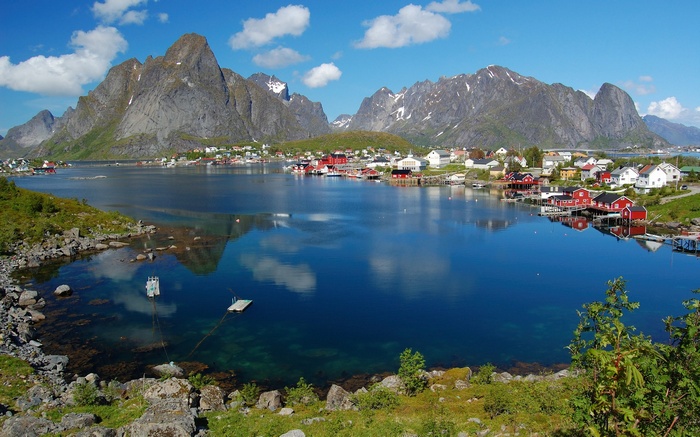 Norwegian fishing village with mountains and water