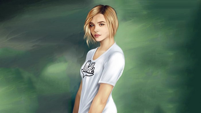Chloe Grace Moretz in white t-shirt