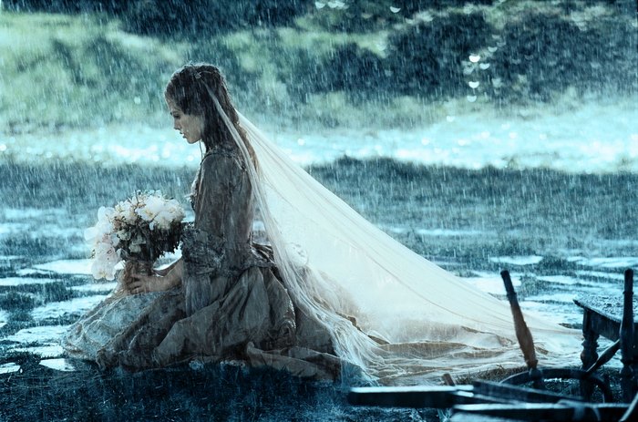 Keira Knightley in the rain