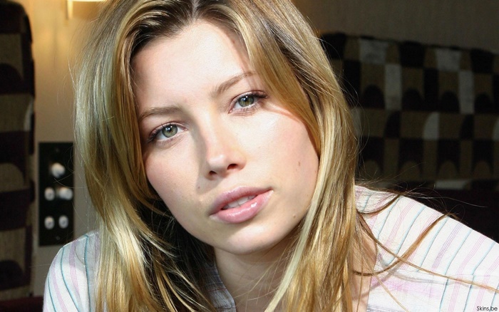 Jessica Biel close-up portrait