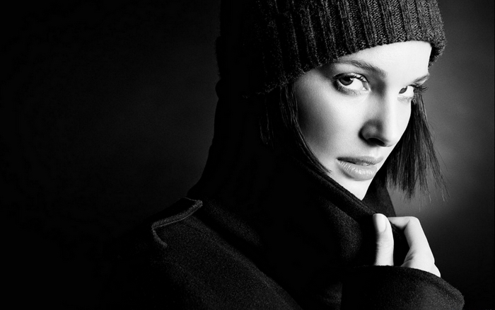 Natalie Portman wearing a beanie and coat