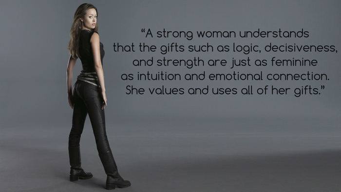 Summer Glau in black outfit with quote