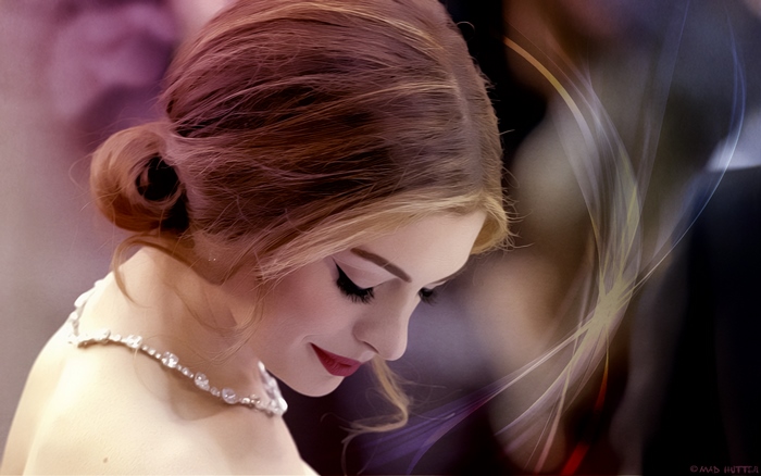 Anne Hathaway