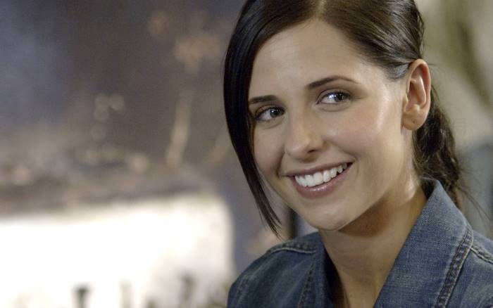 Sarah Michelle Gellar in Denim Jacket